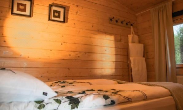 6. 칼다 링홀트 홀..