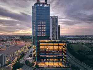 Courtyard by Marriott Setia Alam