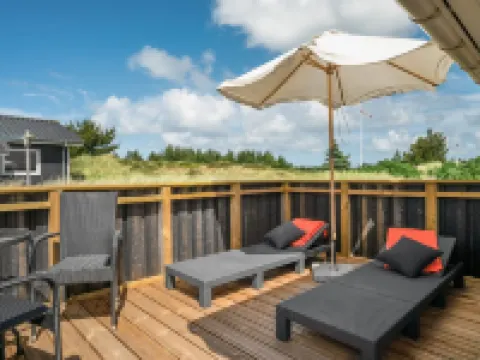 "Ivar" - 900m from the Sea