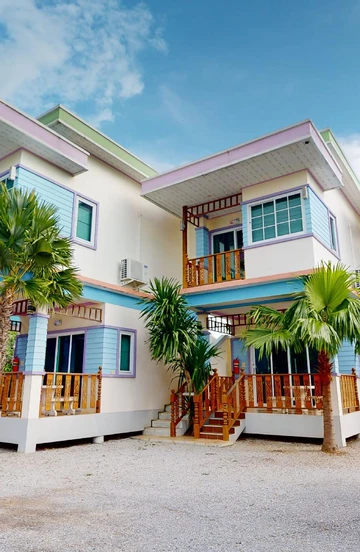 รูปภาพของแสนสุข รีสอร์ท