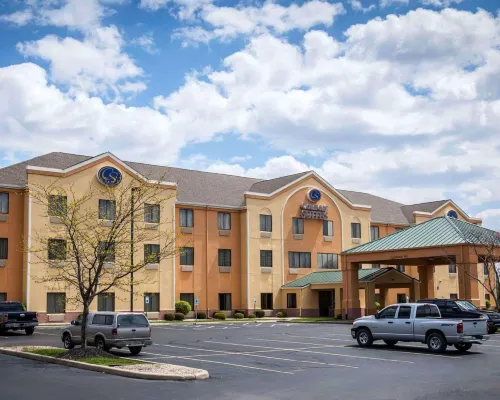 Comfort Suites West Indianapolis - Brownsburg Hotels in Brownsburg