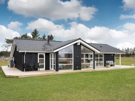 "Engelina" - 1.3km from the Sea