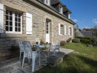 Saint Nicolas Hotels in Nevez