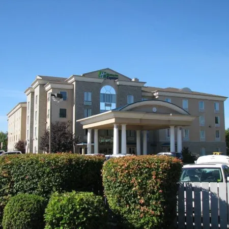 Holiday Inn Express & Suites SASKATOON CENTRE by IHG