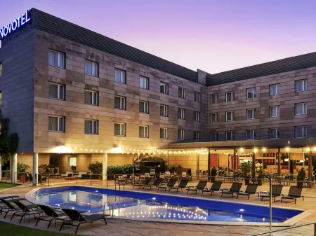 Novotel Barcelona Cornella Отели рядом с достопримечательностью «Корнелья-Эль Прат»