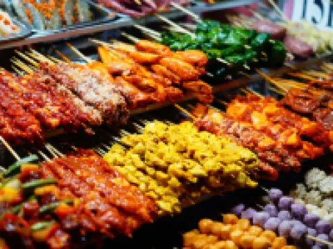 โรงแรมฮานาดาลัค โรงแรมในด่าหลัต