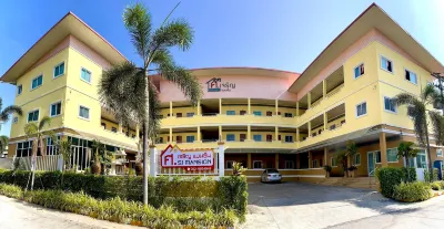 SJ Mansion Phetchaburi Hotels in Ban Lat