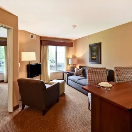 GrandStay Hotel & Suites la Crosse