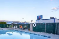 Motel 6 Wenatchee, WA - Pool