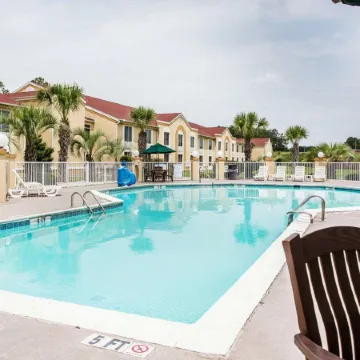 Comfort Inn & Suites Walterboro I-95