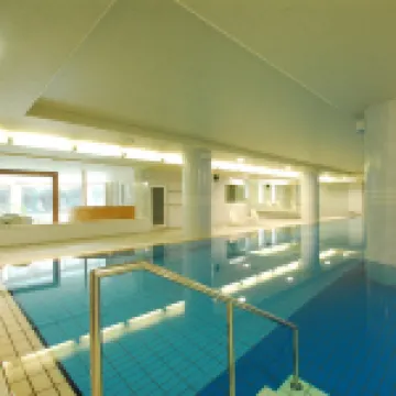 Syonan Kokusaimura Center 葉山のホテル