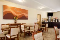 Days Inn by Wyndham Bonnyville - breakfast