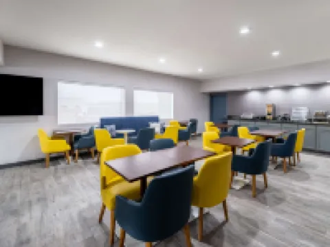 Quality Inn & Suites Hotels in Eddy County