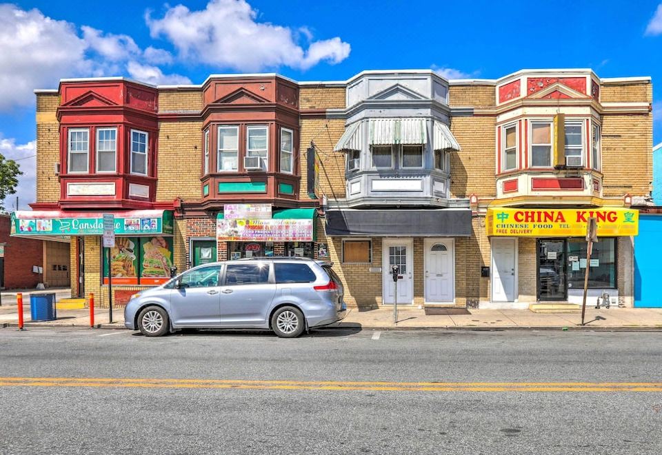East Lansdowne Escape - Near Philadelphia Zoo