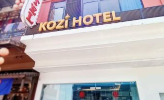 Kozi Hotel - Bukit Indah