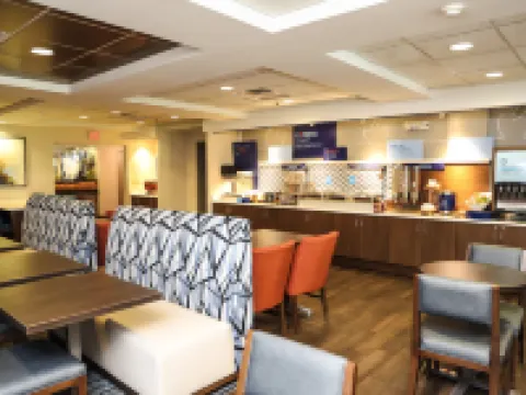 Holiday Inn Express & Suites DONEGAL by IHG Hotels in Donegal Township
