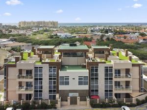 Bocobay Aracari Condo Hotel