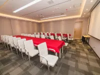 Lavande  Hotel (Binzhou Huanghe Eighth Road Aviation College Hotel)