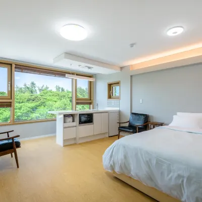 Lamemoria Pension Hotels near Bengdwigul Cave