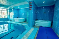 City Tower Hotel - Hot Tub