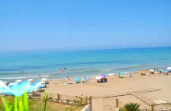 Beachfront 2-Bed Luxury Apartment - Agios Gordios, Corfu, Greece