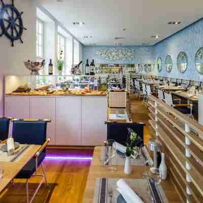 Star-Apart Hansa Hotel Dining/Meeting Rooms