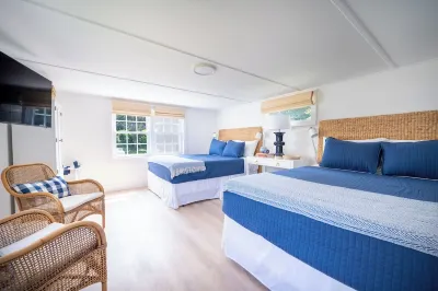 Marina Bay Cottages