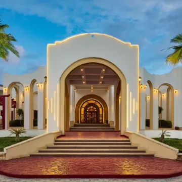 Dreams Vacation Resort Отели рядом с достопримечательностью «Коптская церковь»