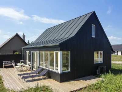 "Helga" - 800m from the Sea Hotels near Råbjerg Mile