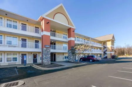 Extended Stay America Select Suites - Roanoke - Airport