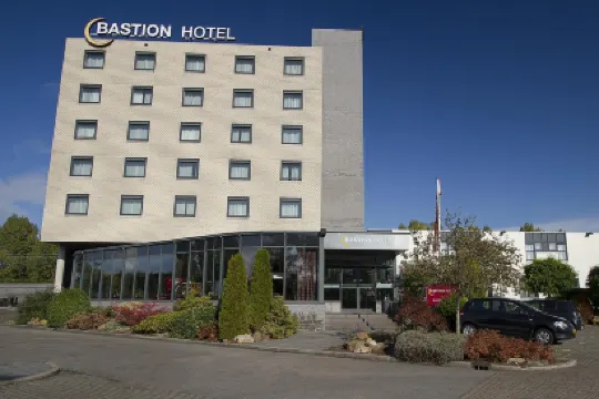 祖特爾梅爾巴斯蒂歐酒店