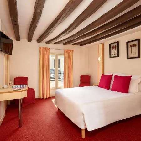 Hotel Antin St Georges Отели рядом с достопримечательностью «Кабаре Фоли-Бержер»