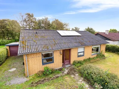 "Magh" - 9.8km from the Sea