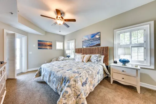 Pet-Friendly Fernandina Beach Condo Walk to Beach - سبا