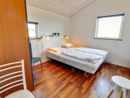 "Thrugils" - 800m from the Sea Отели рядом с достопримечательностью «Houstrup»