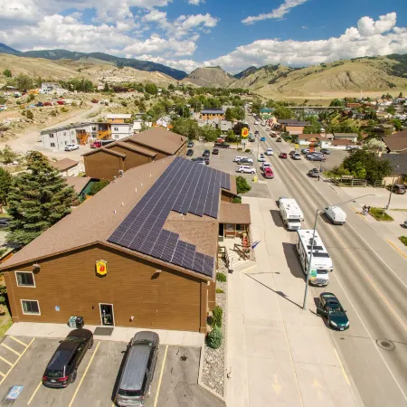 Super 8 by Wyndham Gardiner/Yellowstone Park Area