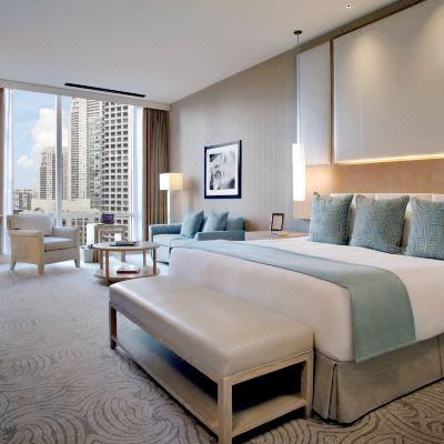 Spa Deluxe King Room with City View Trump International Hotel & Tower Chicago Promo Code