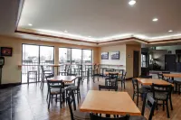 Comfort Suites