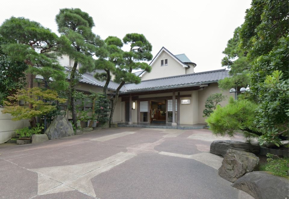 Villa Sacra 외관