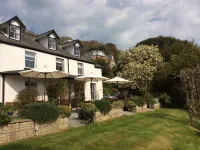 Epchris House Hotels near Rockham Beach