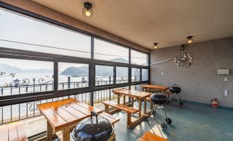 Namhae Hwuphihyang Spa Pension