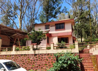 3 Bedroom Spacious Villa Near Mapro Garden