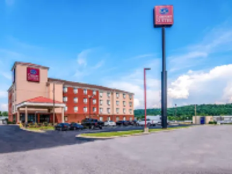 Comfort Suites Pelham Hoover I-65 Hotels in Pelham
