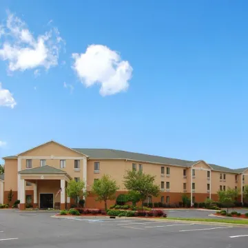 Spark by Hilton Winston-Salem University
