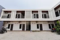 RedDoorz Plus Syariah Near Mall Boemi Kedaton Lampung Kedaton 호텔