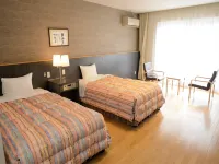 Yuki Lodge Hotels in Akiota