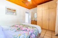 Hilltop Hideaway Hotels near مطار ديربان كنج شاكا الدولي