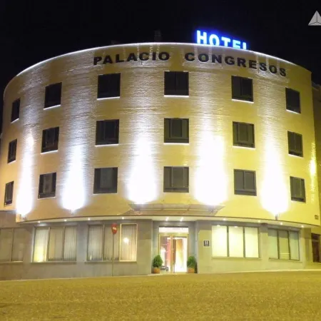 Hotel Palacio Congresos Отели в г. Паленсия