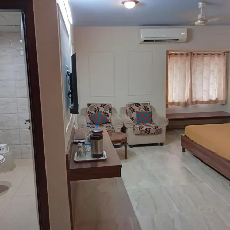 Hotel Mookambika Palace