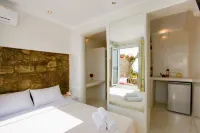 Villa Elina Suites and More